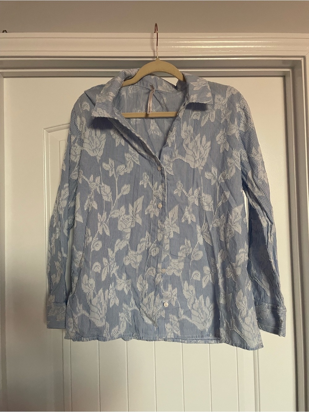 Soma Blue and White Floral Button-Down Shirt